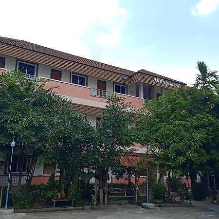 Phumchan Place Hotel Phayao Buitenkant foto
