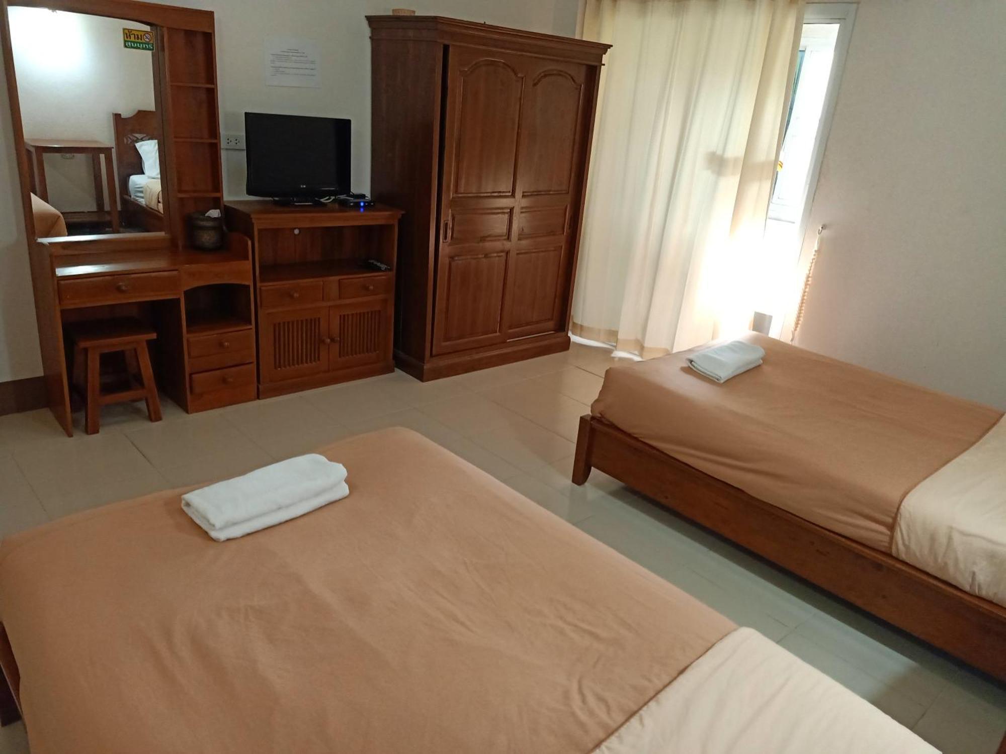 Phumchan Place Hotel Phayao Buitenkant foto