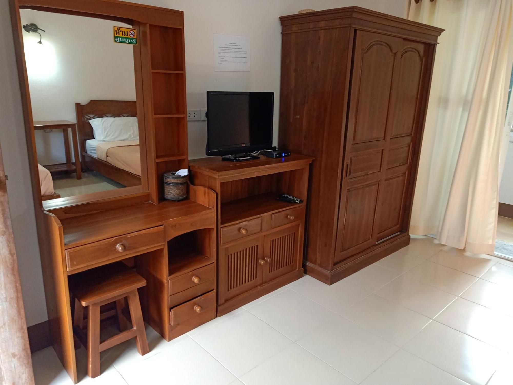 Phumchan Place Hotel Phayao Buitenkant foto